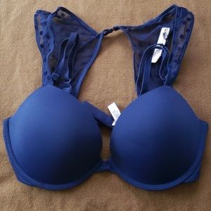 Brand new Vicctoria’s secret bra
